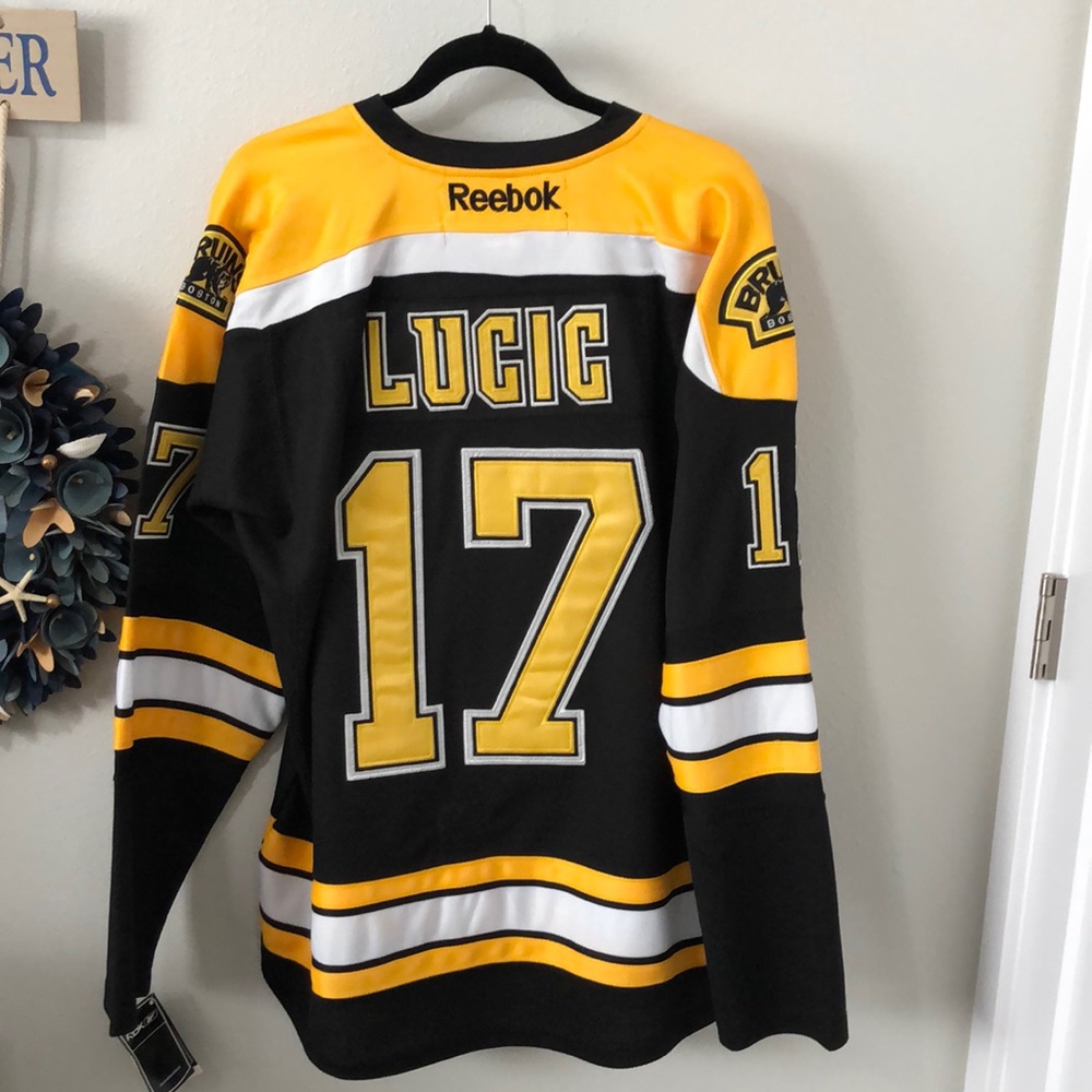 Boston Bruins hockey jersey Lucic number 17 -2011 champions